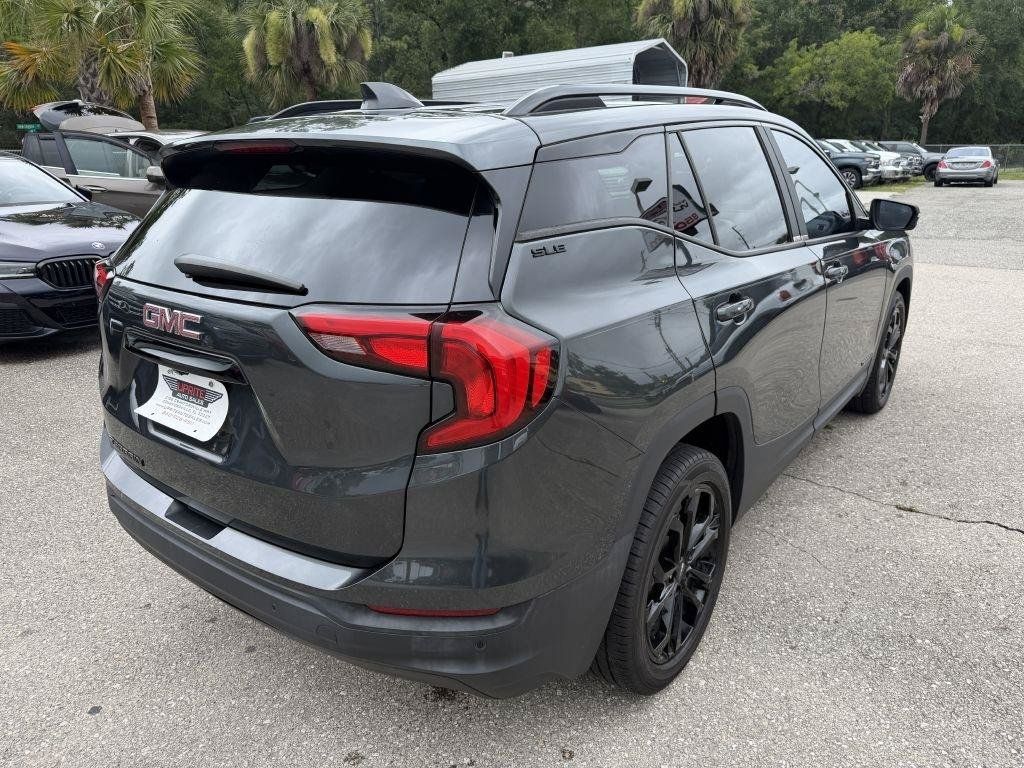 Used 2020 GMC Terrain SLE w/ Driver Convenience Package FWD image 5