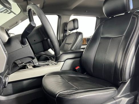 Used 2019 Ford F150 Lariat w/ FX4 Off-Road Package image 8