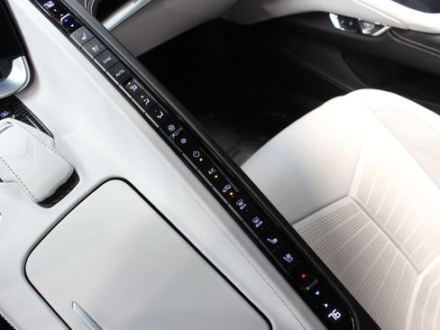 Used 2020 Chevrolet Corvette Stingray Premium Cpe w/ 3LT Preferred Equipment Group image 72