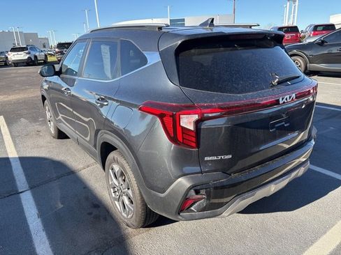 Used 2024 Kia Seltos S image 4