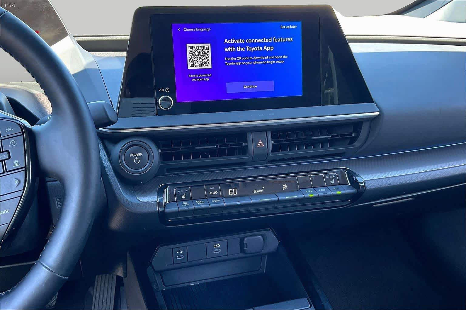 Used 2025 Toyota Prius XLE FWD image 7