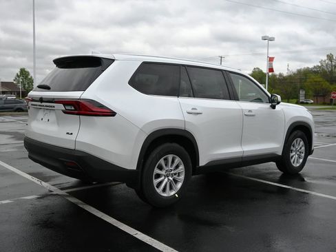 New 2026 Toyota Grand Highlander XLE AWD/4WD image 10