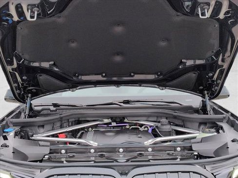 New 2026 BMW X7 xDrive40i image 17