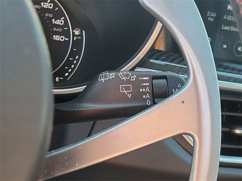 Used 2023 Alfa Romeo Stelvio Estrema image 28