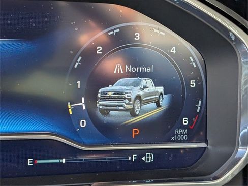 Used 2024 Chevrolet Silverado 1500 RST image 26