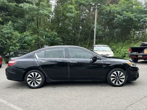 Used 2017 Honda Accord EX-L image 3