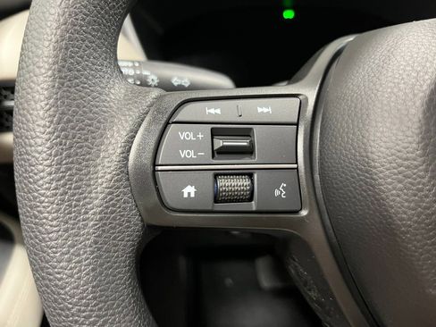 New 2026 Honda HR-V LX image 16