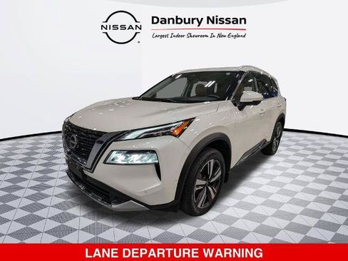 Certified 2023 Nissan Rogue Platinum w/ Platinum Premium Package AWD/4WD image 8
