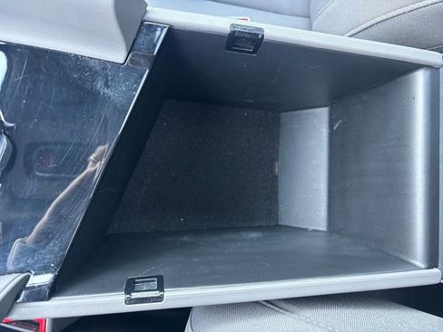 Used 2025 Hyundai Elantra SEL FWD image 26