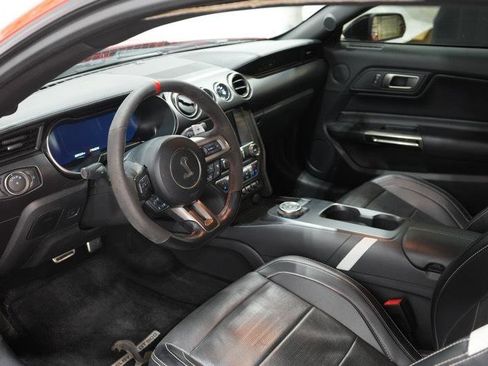 Used 2020 Ford Mustang Shelby GT500 w/ Technology Package image 22