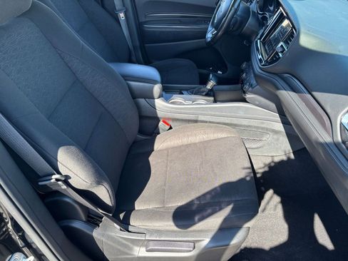 Used 2024 Dodge Durango SXT image 36