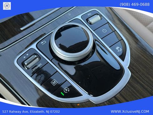 Used 2017 Mercedes-Benz GLC 300 4MATIC image 17