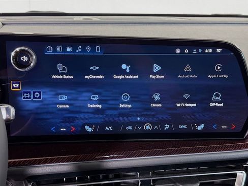 New 2026 Chevrolet Traverse Z71 w/ LPO, Floor Liner Package AWD/4WD image 14