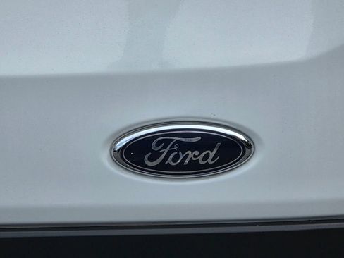 Used 2017 Ford Transit 350 XLT RWD image 28
