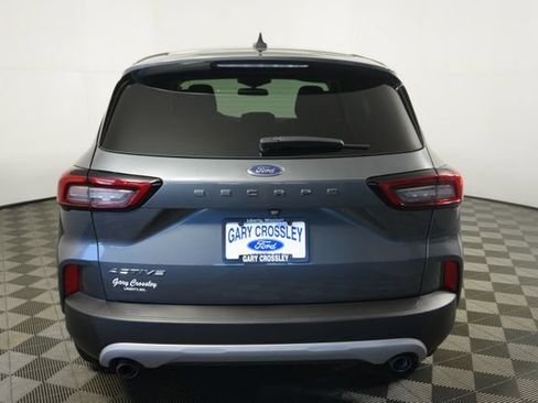 Used 2023 Ford Escape Active w/ Cold Weather Package FWD image 4