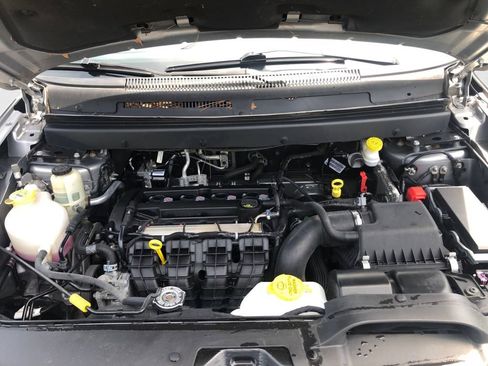 Used 2019 Dodge Journey SE w/ Connectivity Group FWD image 14