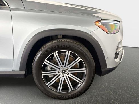 Used 2025 Mercedes-Benz GLE 450 4MATIC w/ Winter Package image 21
