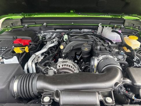 New 2025 Jeep Wrangler Unlimited Rubicon image 15