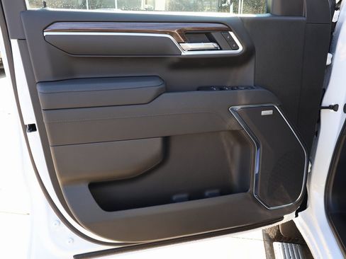 New 2026 Chevrolet Silverado 1500 LT Trail Boss w/ Convenience Package II image 12