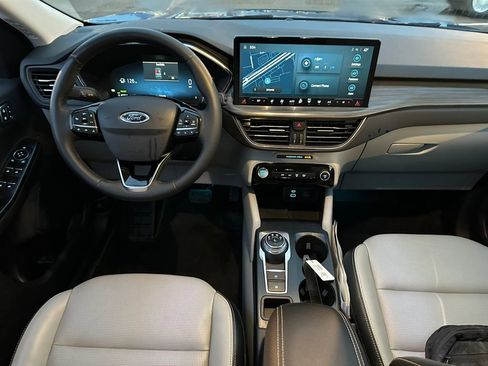 Used 2023 Ford Escape Platinum w/ Class II Trailer Tow Package image 12