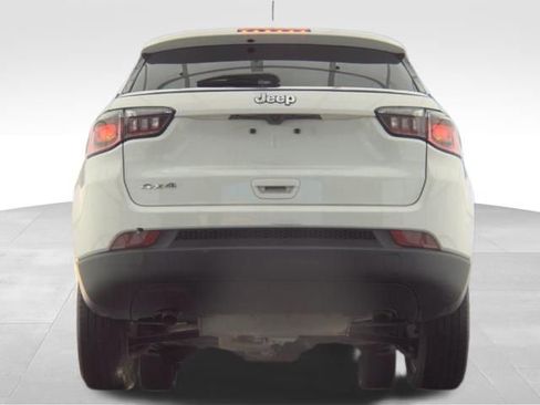 Used 2024 Jeep Compass Sport image 6