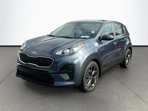Certified 2022 Kia Sportage LX w/ LX FWD Value Edition Package image 3