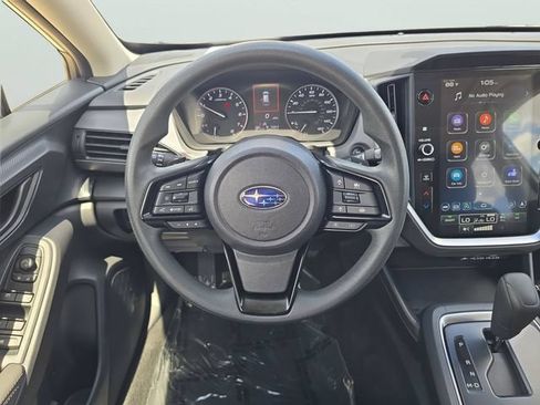 Used 2025 Subaru Crosstrek 2.5i Premium AWD/4WD image 9