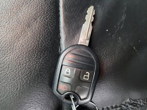 Used 2014 Ford Edge Limited AWD/4WD image 32
