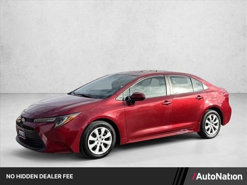Used 2024 Toyota Corolla LE FWD image 1