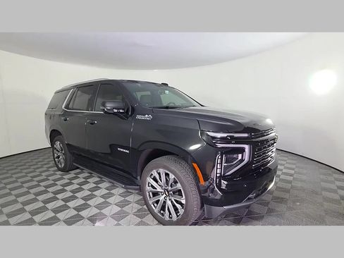 Used 2025 Chevrolet Tahoe High Country RWD image 34