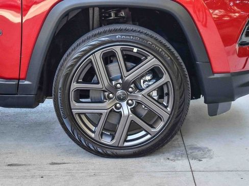 New 2026 Jeep Compass Limited w/ Sun, Sound & Navigation Group image 11