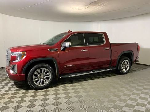 Used 2019 GMC Sierra 1500 Denali w/ Driver Alert Package II AWD/4WD image 9