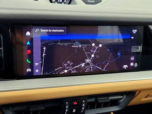 Used 2024 Porsche Cayenne w/ Premium Package Plus image 18