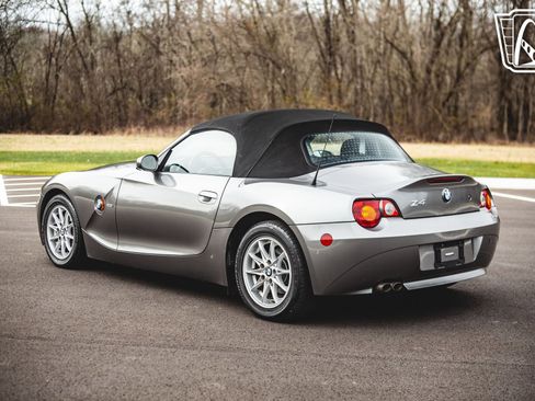 Used 2004 BMW Z4 2.5i image 16