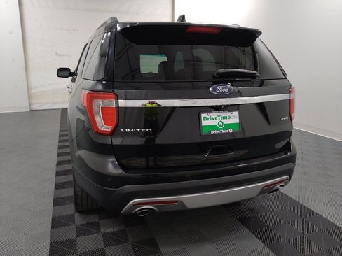 Used 2017 Ford Explorer Limited w/ Equipment Group 301A AWD/4WD image 6