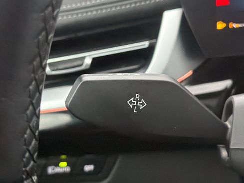 Certified 2025 BMW X1 xDrive28i w/ Premium Package image 29