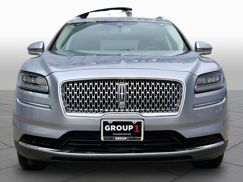 Used 2023 Lincoln Nautilus FWD w/ Premium Package image 3