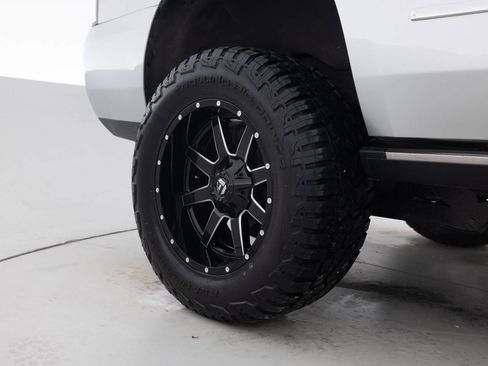 Used 2017 GMC Yukon Denali w/ Open Road Package image 19