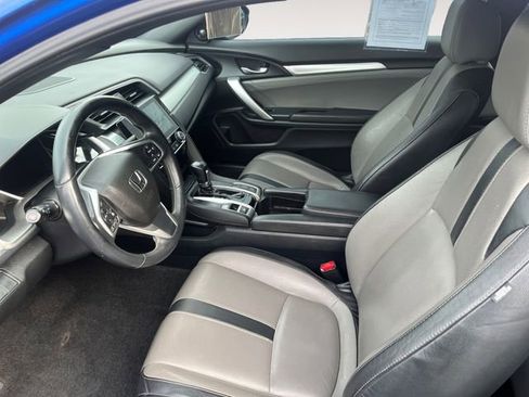Used 2016 Honda Civic Touring image 9
