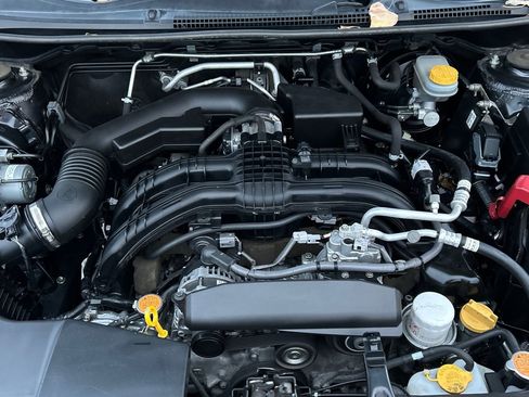 Used 2019 Subaru Crosstrek 2.0i Limited w/ Moonroof Package w/Navigation image 13