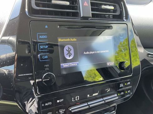 Used 2019 Toyota Prius XLE w/ Advanced Technology Package AWD/4WD image 31