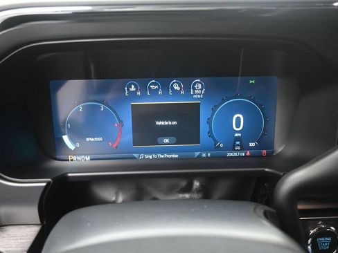 Used 2025 Ford F250 Lariat w/ Tremor Off-Road Package AWD/4WD image 6