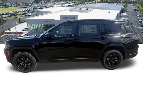 New 2025 Jeep Grand Cherokee L Limited w/ Black Appearance Package image 12