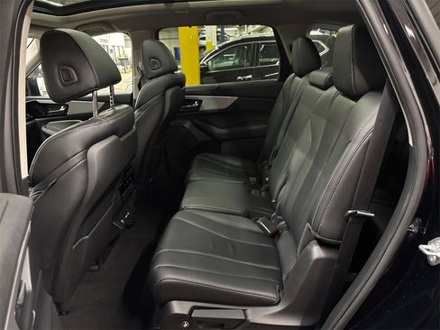 Certified 2023 Acura MDX SH-AWD w/ Technology Package image 14
