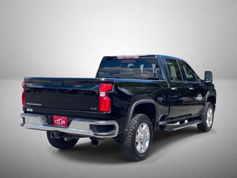 Used 2020 Chevrolet Silverado 2500 LTZ w/ LTZ Premium Package AWD/4WD image 3