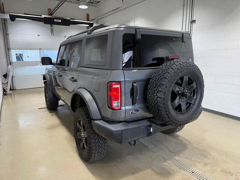 Used 2022 Ford Bronco Black Diamond AWD/4WD image 3