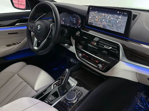 Used 2023 BMW 540i xDrive w/ Convenience Package AWD/4WD image 26