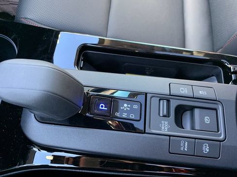 New 2026 Toyota Prius Plug-In Hybrid FWD image 25