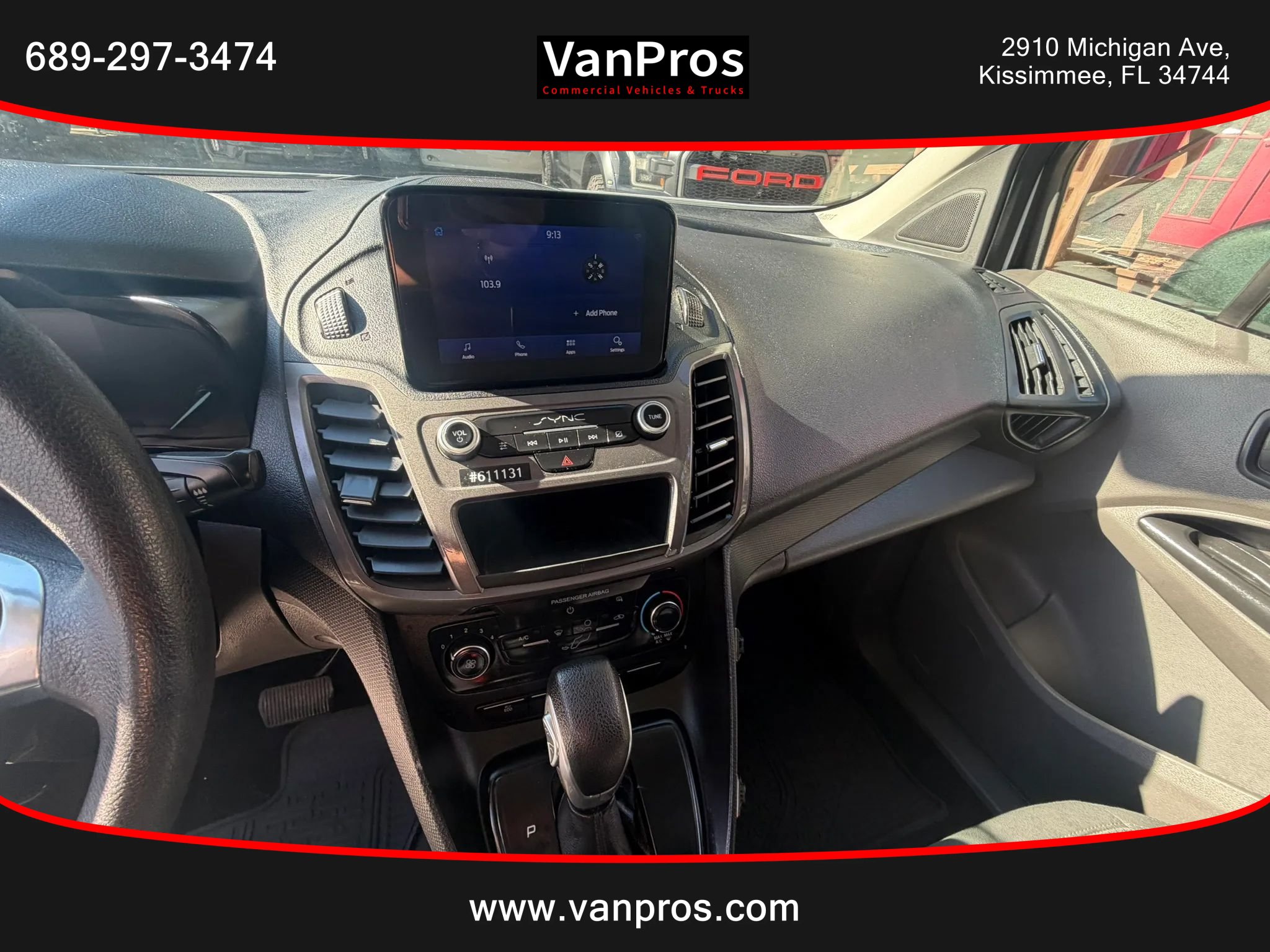 Used 2019 Ford Transit Connect XLT FWD image 12