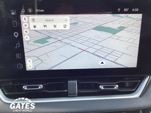 Used 2026 Chevrolet Equinox LT FWD image 16
